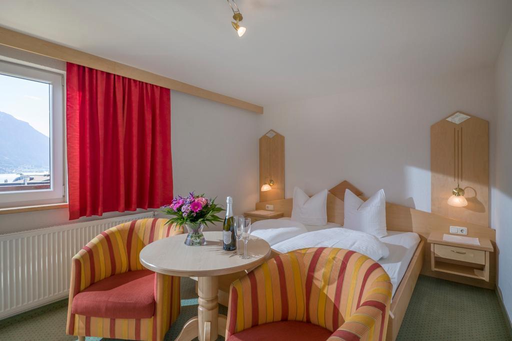 Hotel Enzian Pertisau Eksteriør bilde