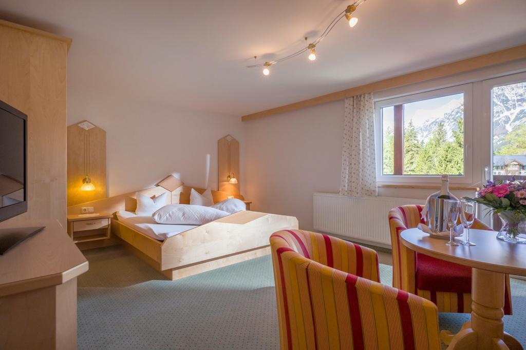 Hotel Enzian Pertisau Eksteriør bilde