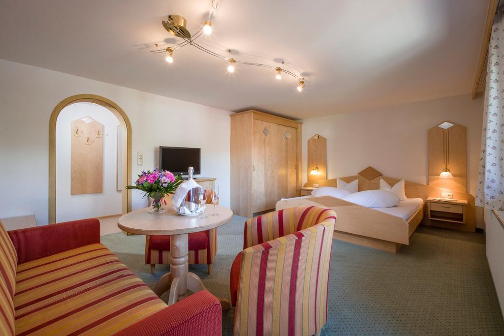 Hotel Enzian Pertisau Eksteriør bilde